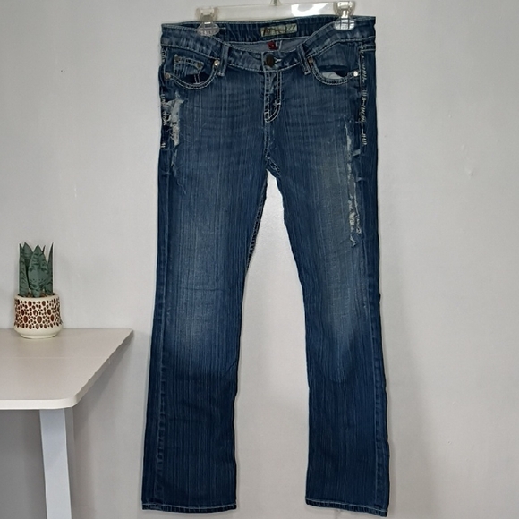 BKE Denim - BKE Sabrina Distressed Bootcut Jeans 30x31.5 • Stretchy Holes + White Hem!
